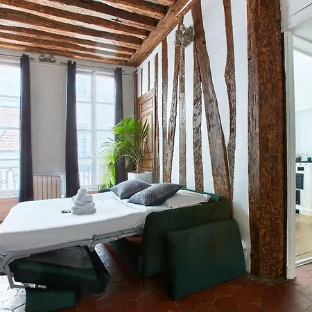 - Quartier Montorgueil Apartment